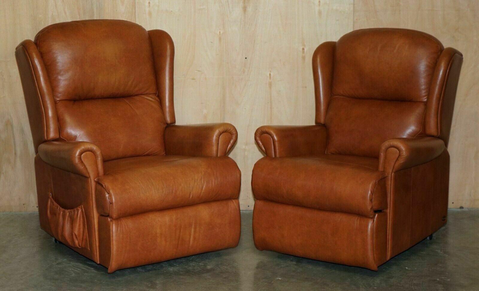 Rrp £7,000 Sherborne Leather Upholstery Pair Of Rise Recliner Armchairs And Sofa photo for sale