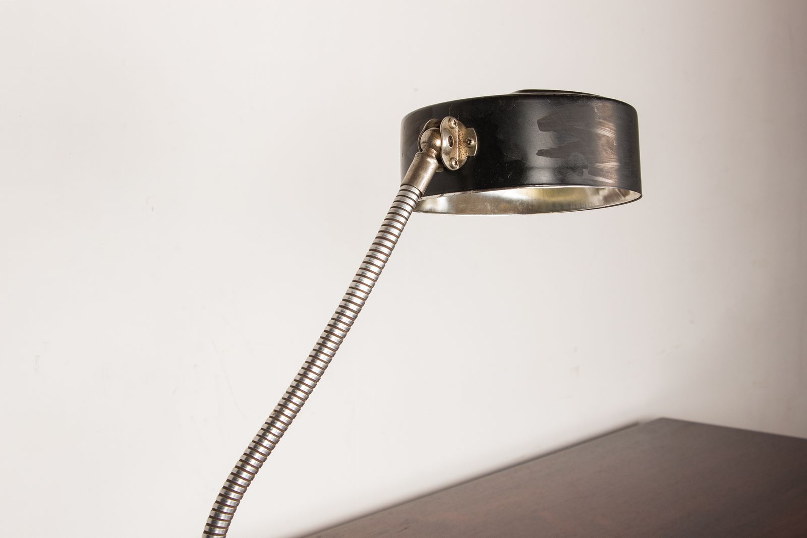 Importante lampe de bureau à base flexible, 1960 photo furniture