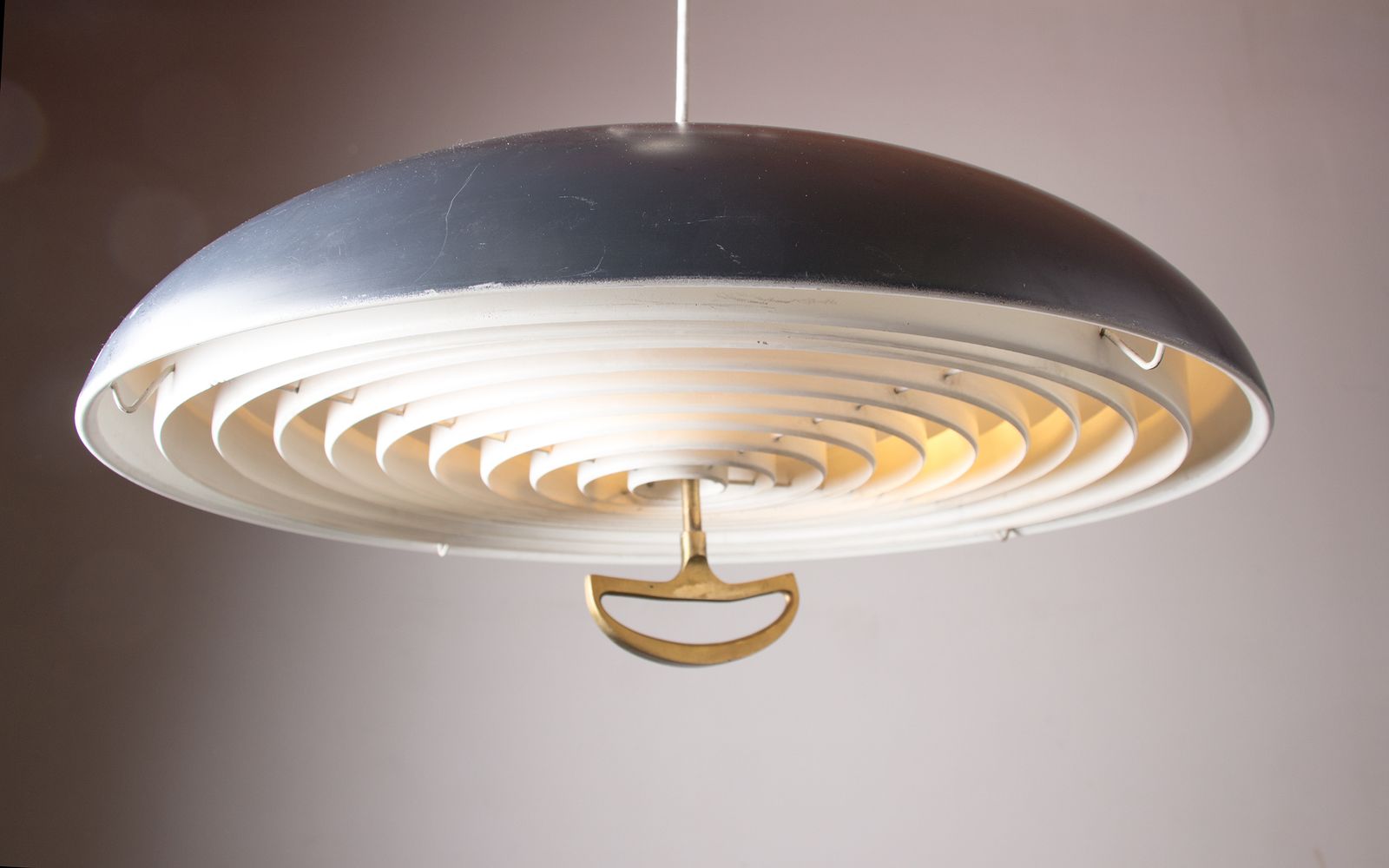 Grand luminaire suspendu danois en métal, modèle California, par Vilhem Wohlert & Jorgen Bo pour Poulsen, 1960 photo for sale