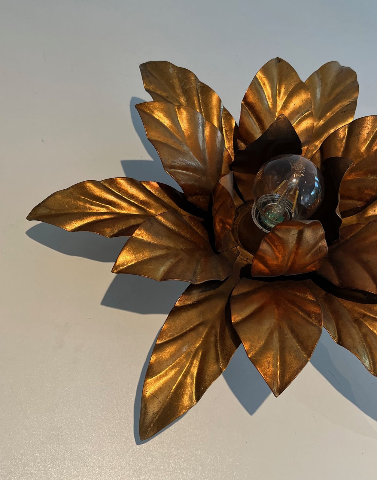 Flower Wall Lamp In Gold Metal In The Style Of Maison Jansen photo vinterior