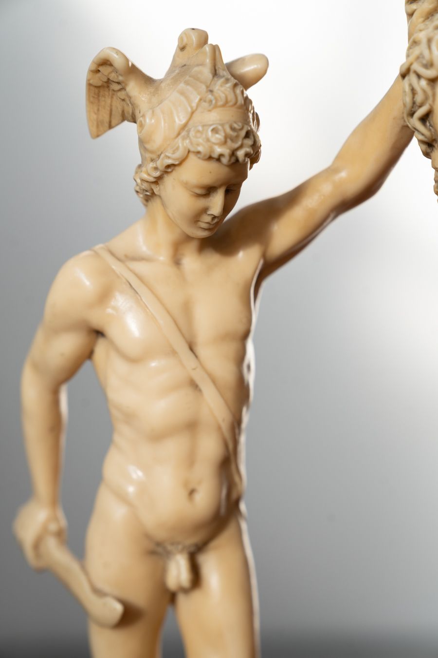 Pair Of 1970s/80s Resin Sculptures – Classical Art Figurines In Ivory Finish photo 500.0