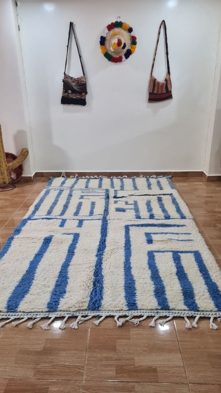 Handmade Berber Beni Ourain Rug With Minimalist Blue Line Design – 250x150 Cm photo furniture