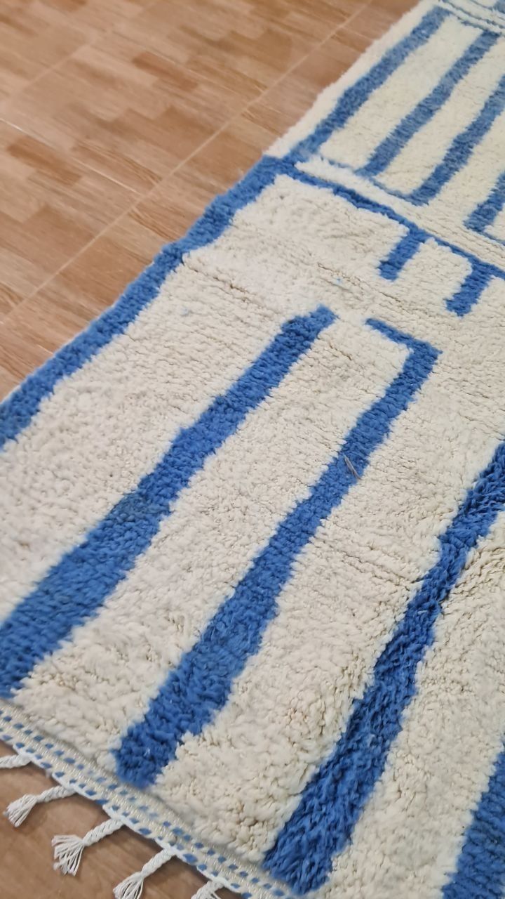 Handmade Berber Beni Ourain Rug With Minimalist Blue Line Design – 250x150 Cm photo buy