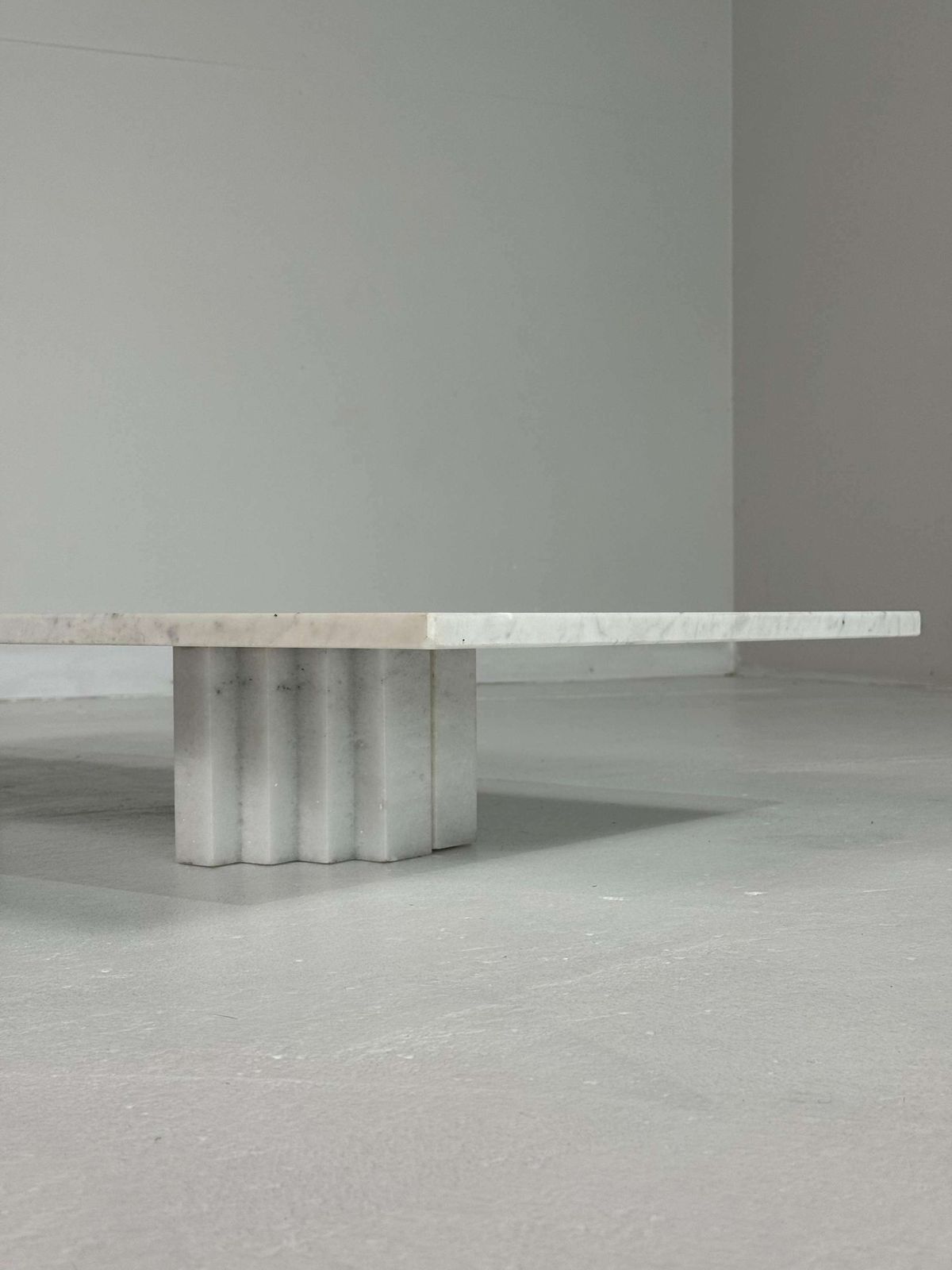 White Carrara Marble Coffeetable photo for sale