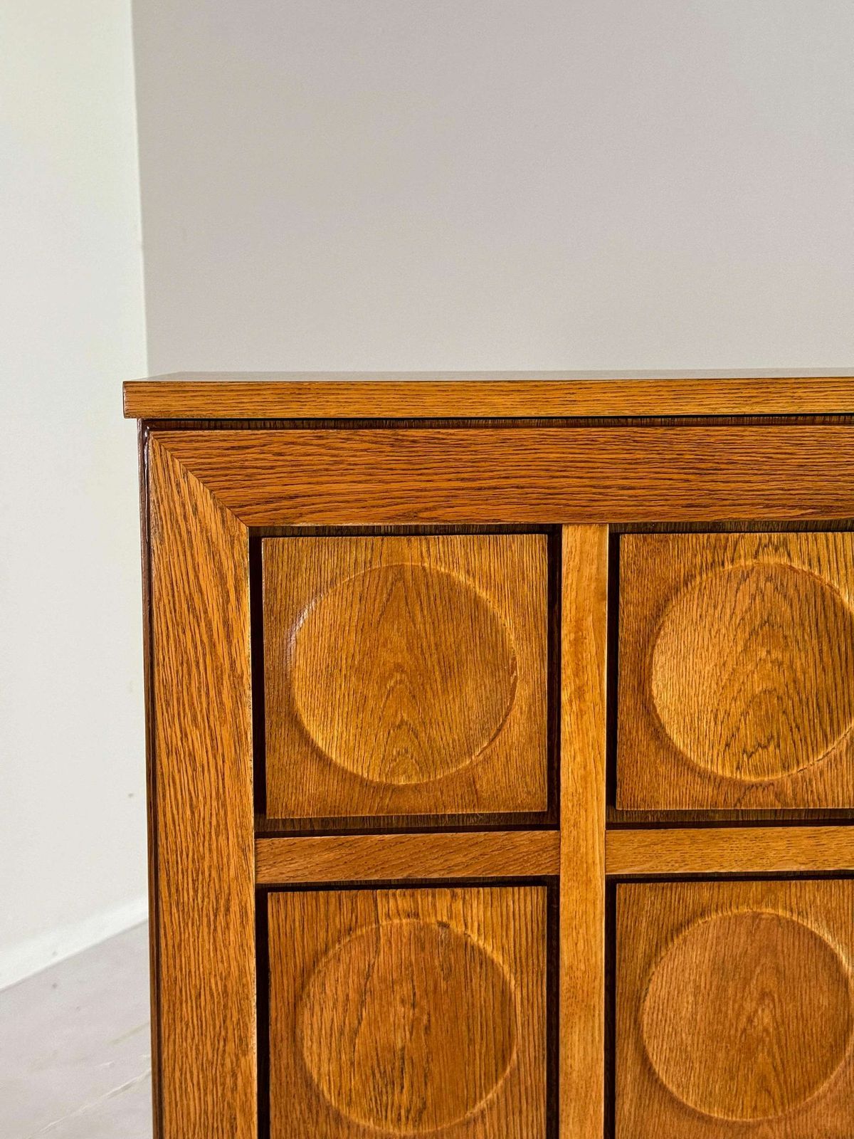 Naturel Eiken Brutalist Dressoir photo buy