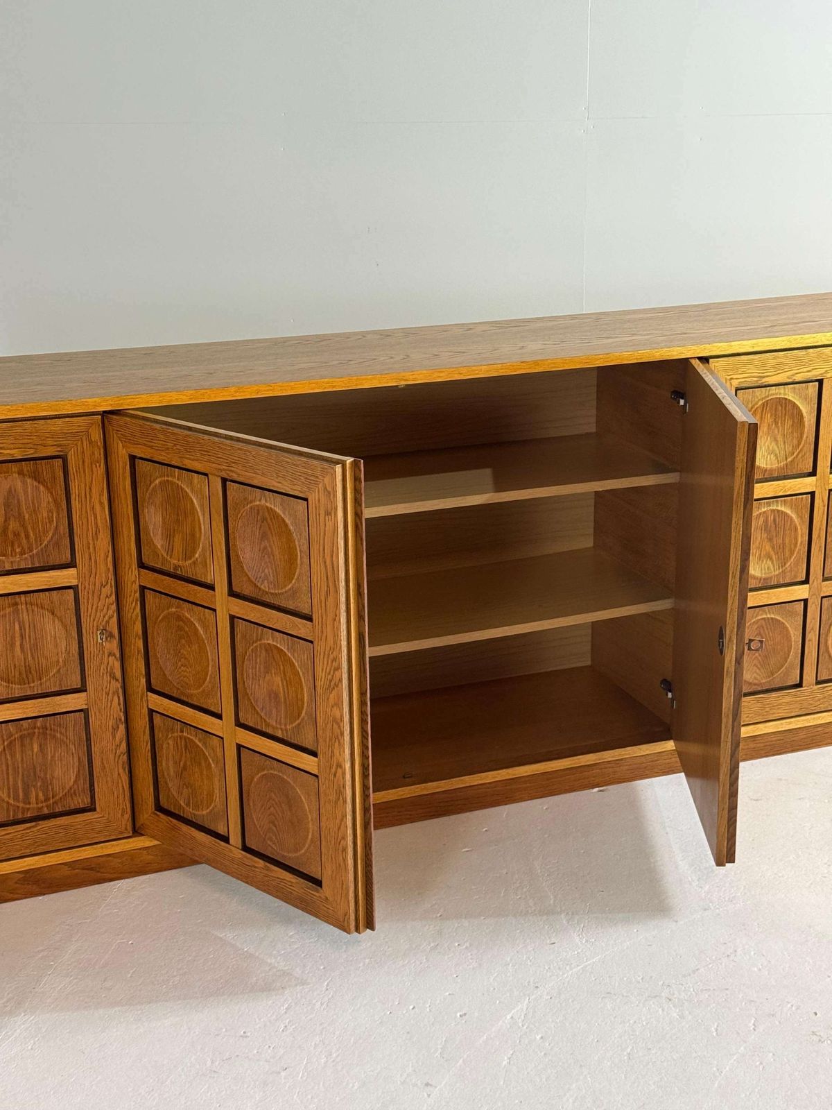 photo for sale Naturel Eiken Brutalist Dressoir
