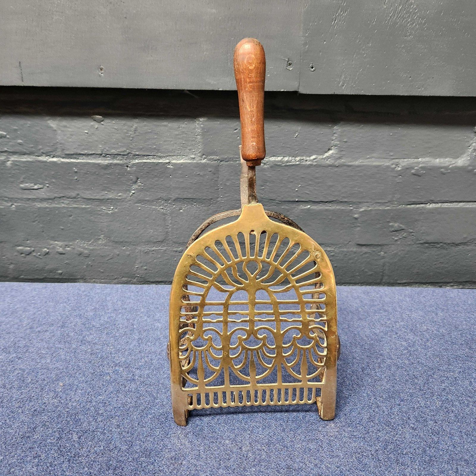Brass And Iron Fireplace Footman/Trivet Circa 19thc photo furniture