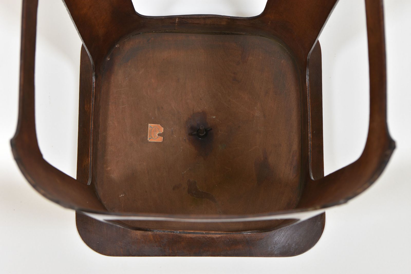 photo furniture 1930s Isokon Plywood Stool Venesta Iconic Modernism No1