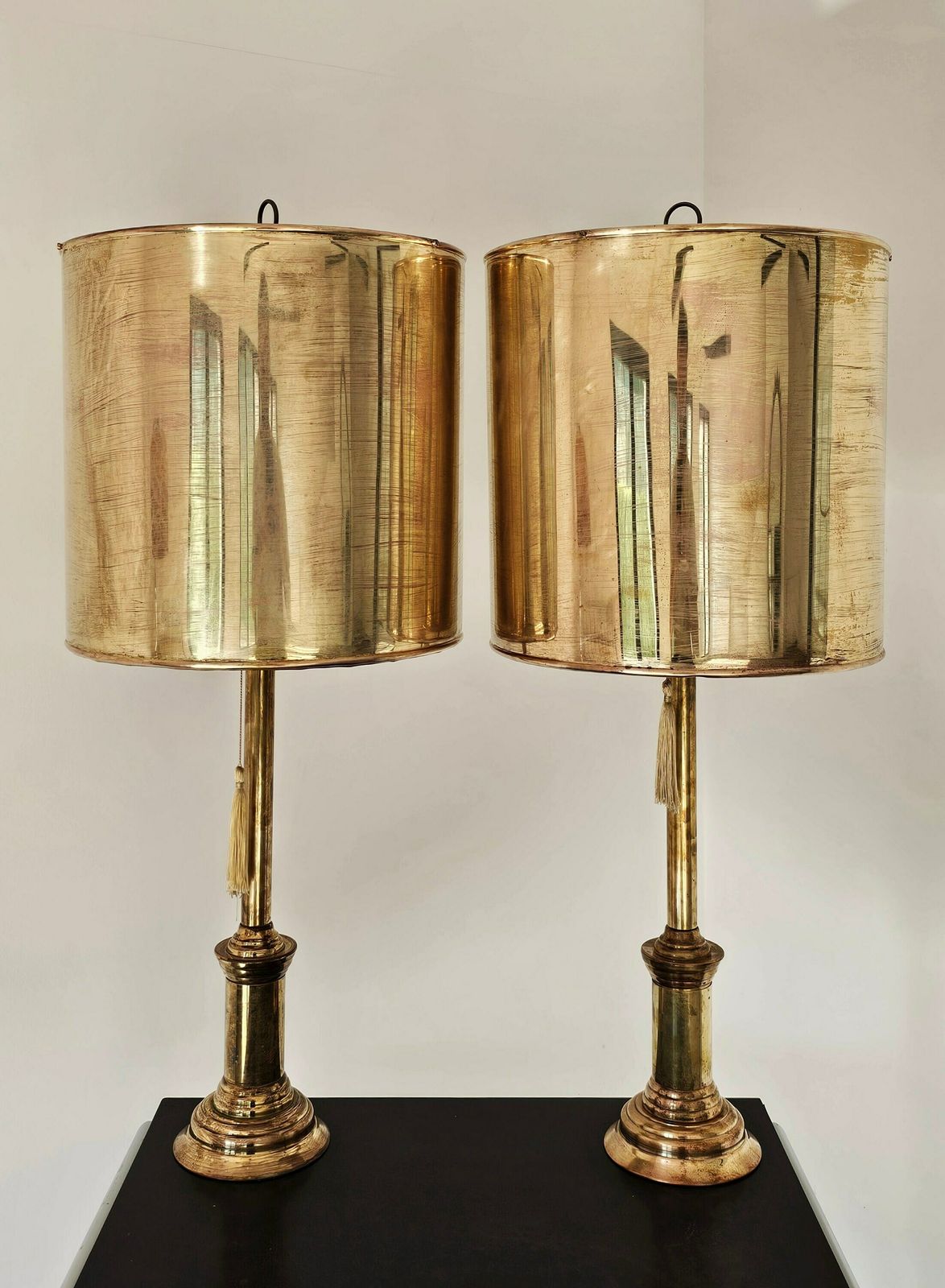 1 Out Of 2 Huge And Chic Mid Century Modern Bronze Table Lamps With Brass Shades Attr. To Maison Charles // Made In France In 1960s photo vinterior