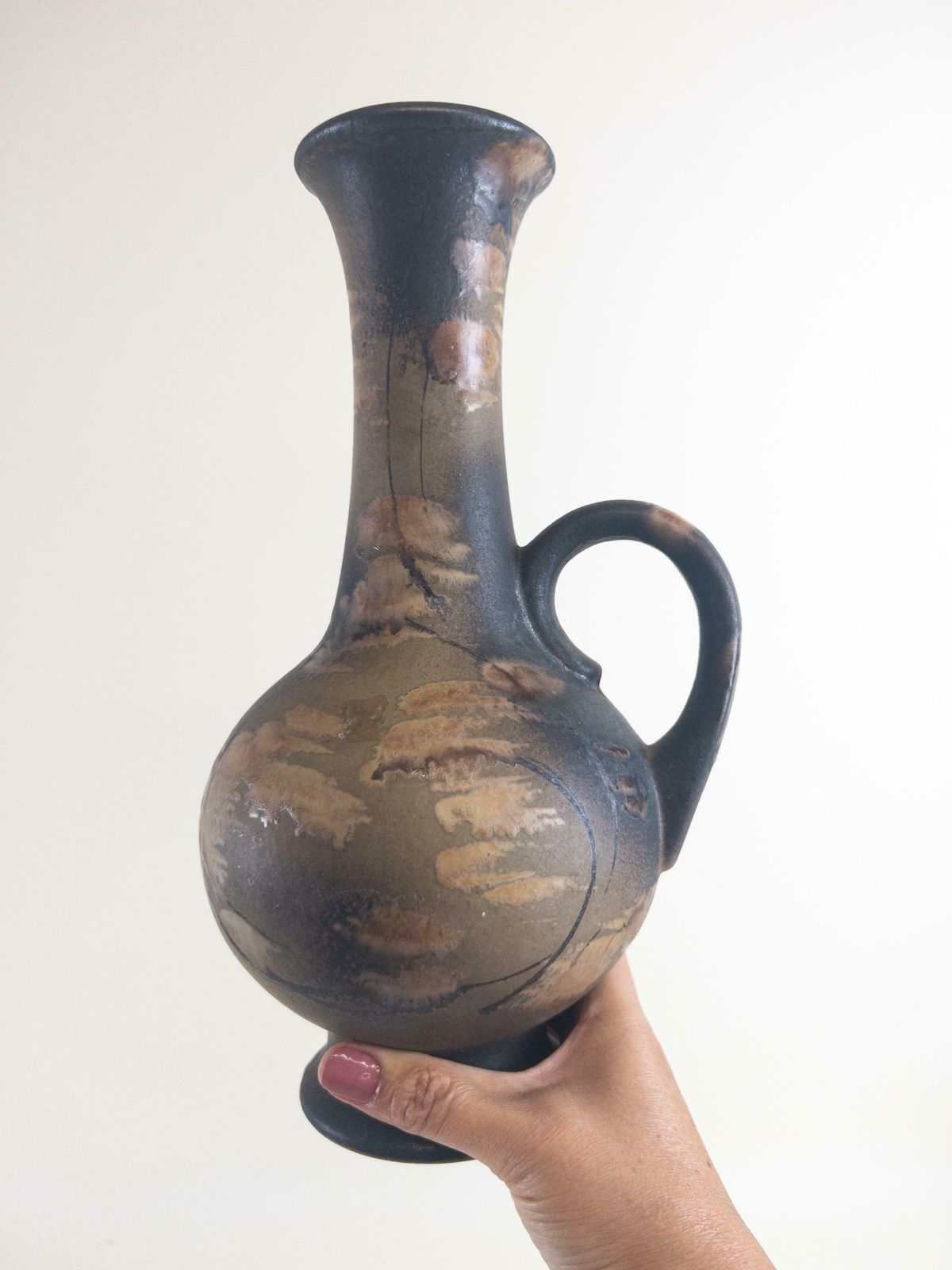 Ruscha Art Kyra Vase K 35   West German Pottery Vase With Handle   Ruscha Ceramic Vase By Heinz Siery photo for sale