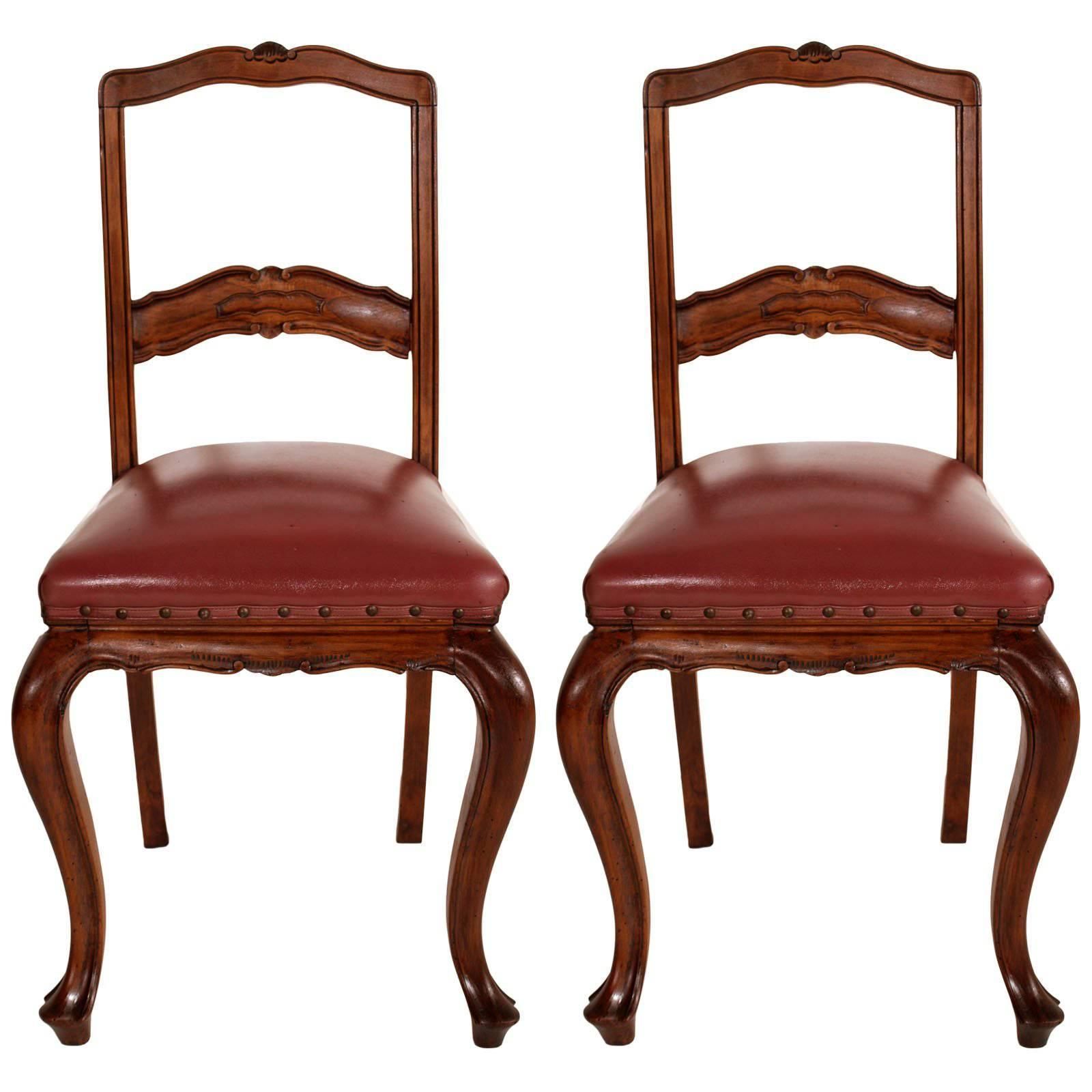 Age Art Nouveau Neoclassical Pair Of Chairs Hand Carved Walnut Leather Seat