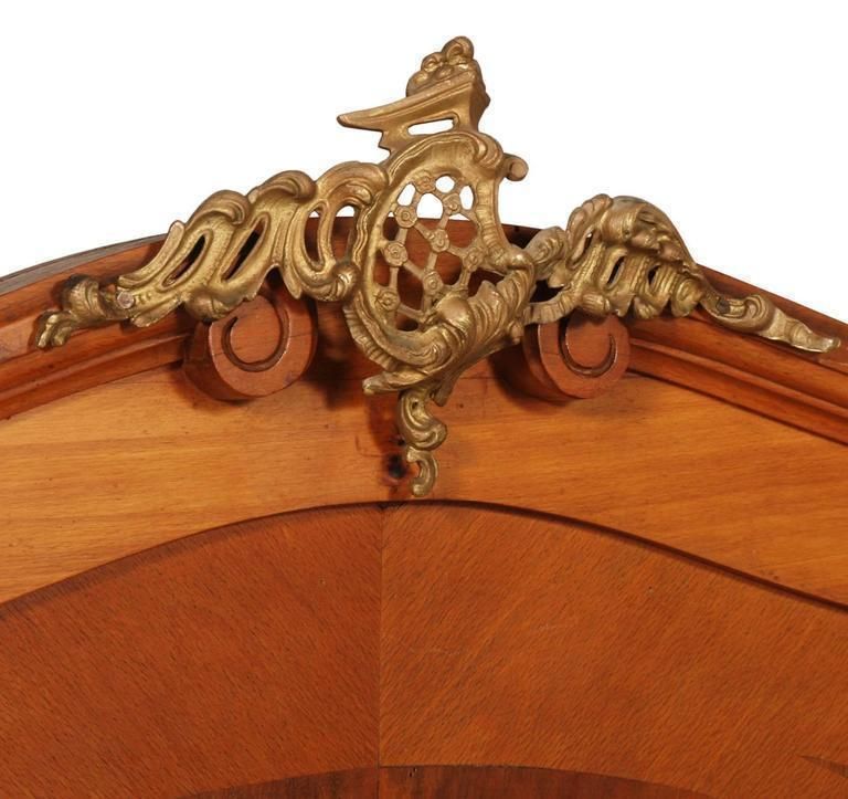 1920s Antique Italian Art Nouveau Pair Of Beds In Cherrywood And Burl Walnut photo Furniture