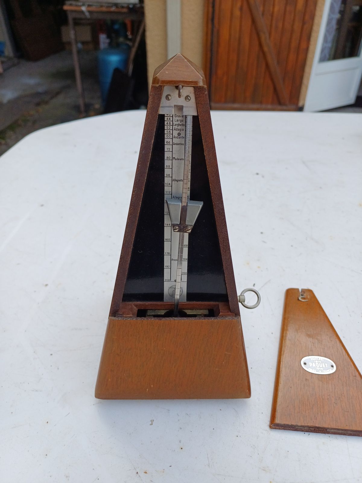 photo vinterior Piano Metronome Pack, 1920s, Vintage