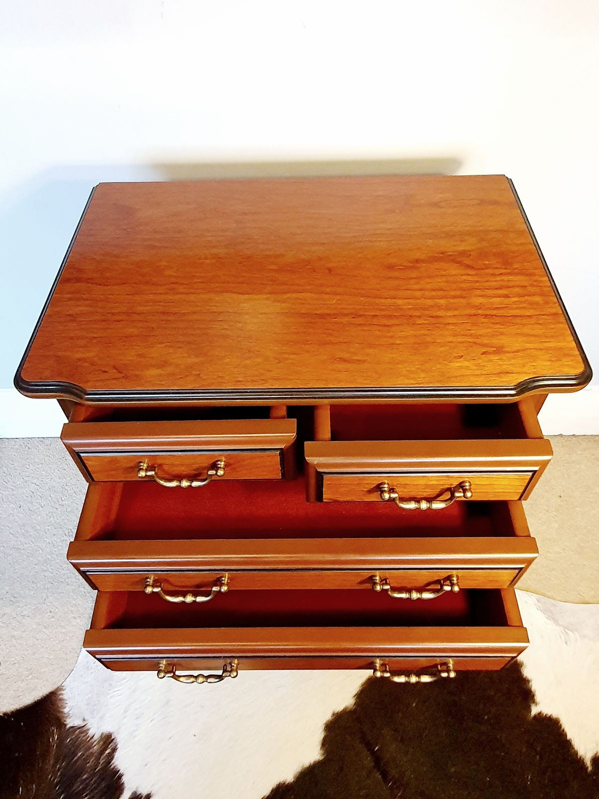Queen Anne Style Reproduction Antique Chiffonier, Beside Or Side Table, With 4 Drawers. photo furniture