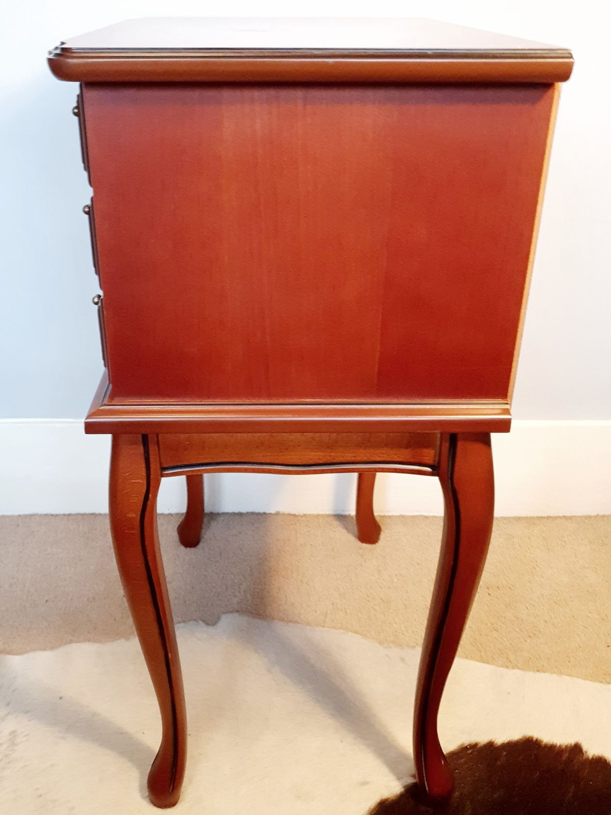 Queen Anne Style Reproduction Antique Chiffonier, Beside Or Side Table, With 4 Drawers. photo vinterior