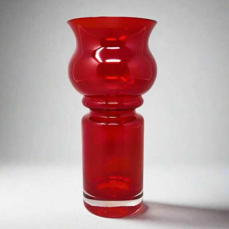 1970s Astonishing Tamara Aladin Vase Tulppaani (#1513) For Riihimaki/Riihimaen Lasi Oy photo furniture