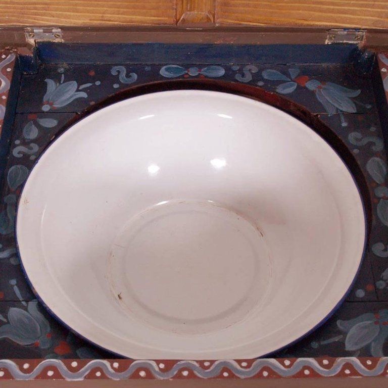 19e Eeuwse Tiroler Nachtkastje Met Toiletfunctie – Handgeschilderde Decoratie photo 2059.64