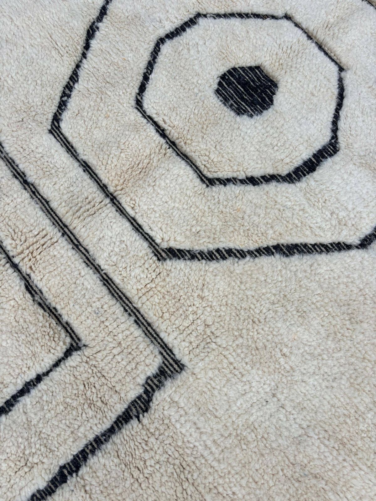 Moroccan Berber Beni Ourain Rug 180x270 Cm   White Authentic Wool Carpet   Modern Design Rug photo buy