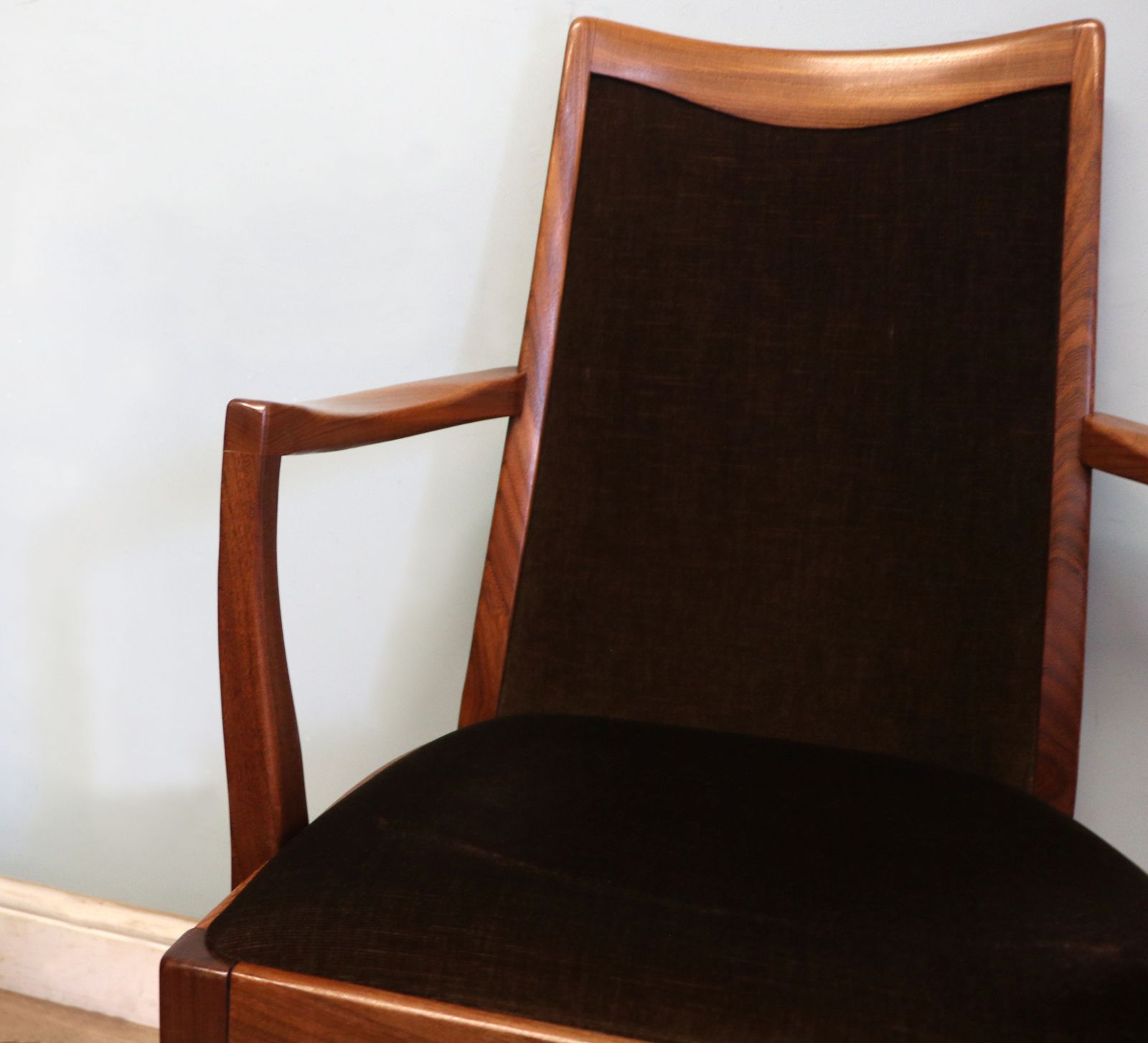 photo vinterior A Lovely Set Of Four Mid Century G Plan Carver Or Armchairs From A Design By Lesley Dandy.