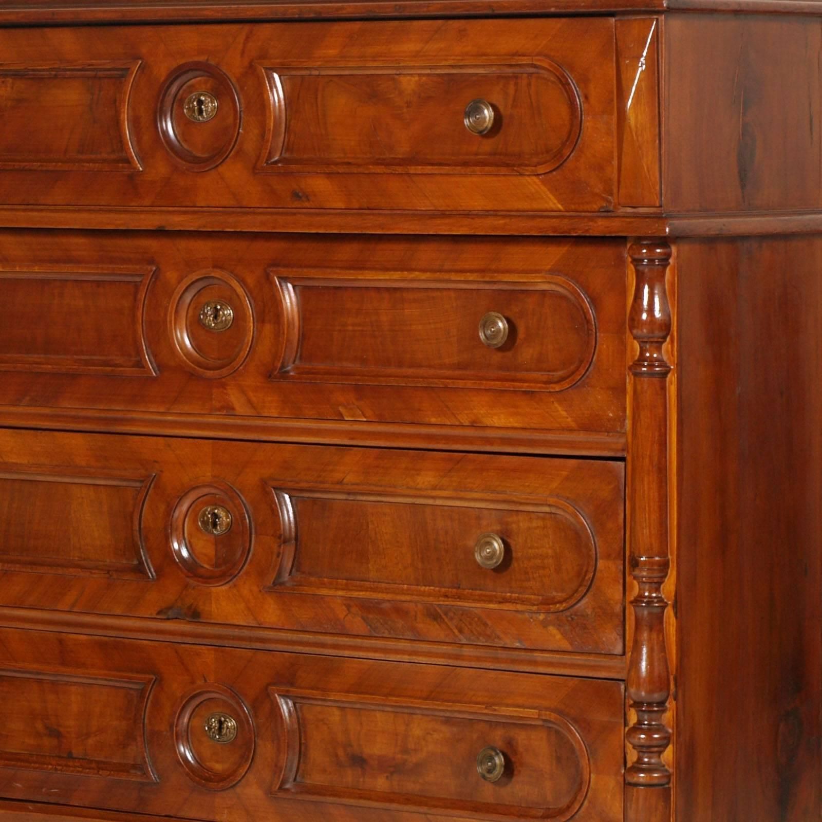 Mid 19th C. Italian Commode In Blond Walnut And Walnut Veneer, Polished To Wax photo Furniture