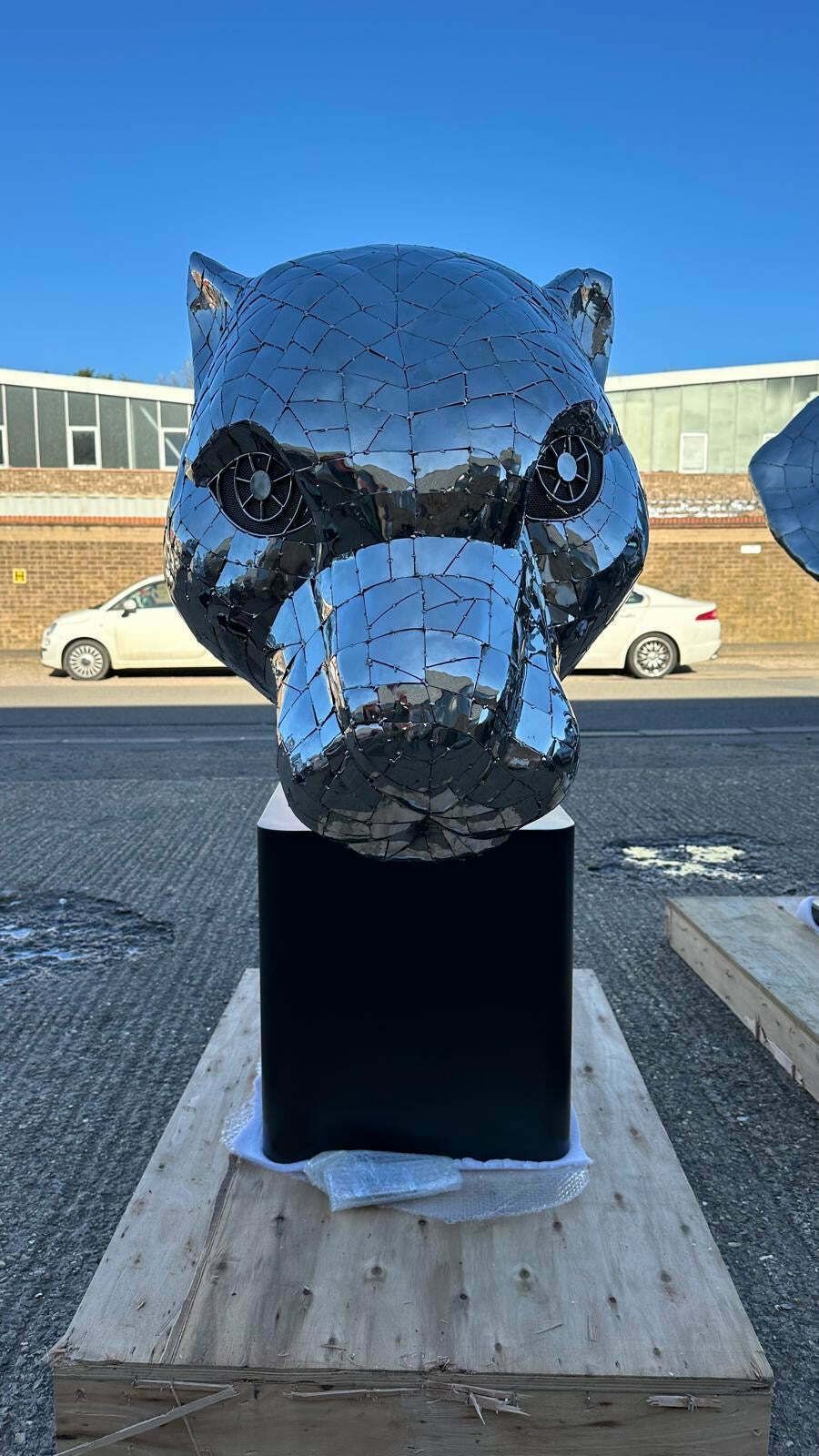 photo furniture “Art Paris” One Of A Kind, Panther Head Sculpture
