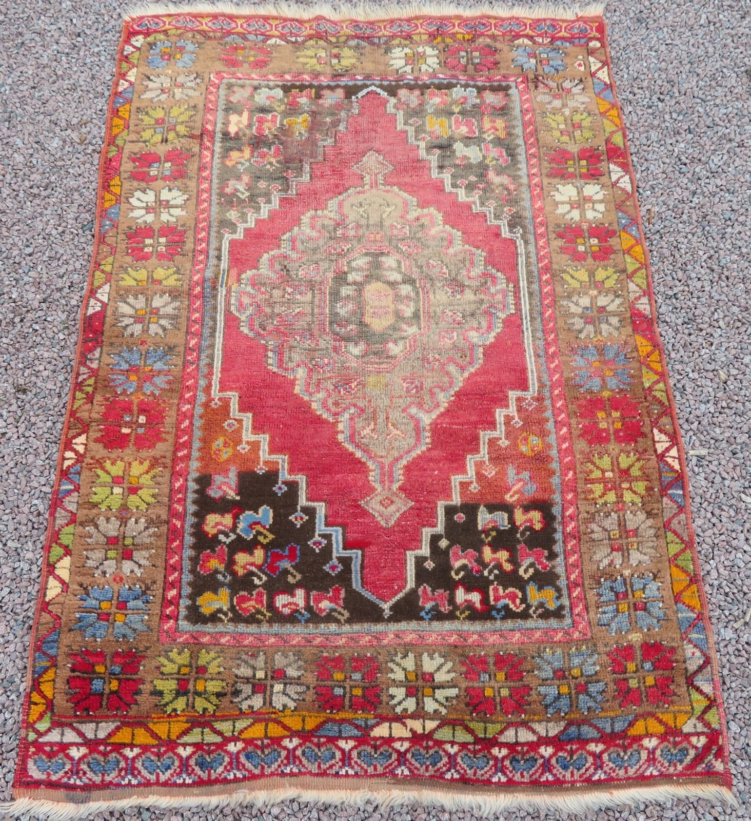 Antique Turkish Mujur Mudjur Rug. Kirsehir Province. Central Anatolia. Late 19th Century. photo furniture