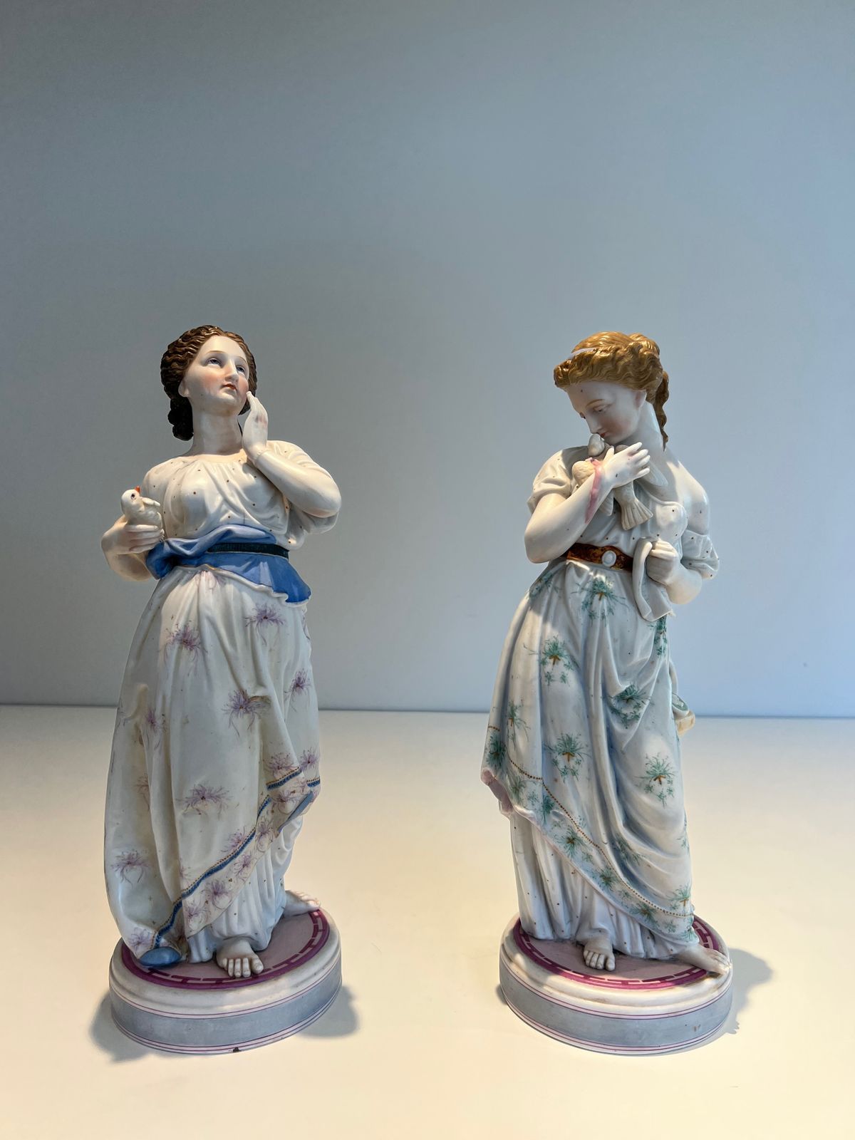 Pair Of Important Porcelain Subjects Representing Two Women With Birds photo 1450.0