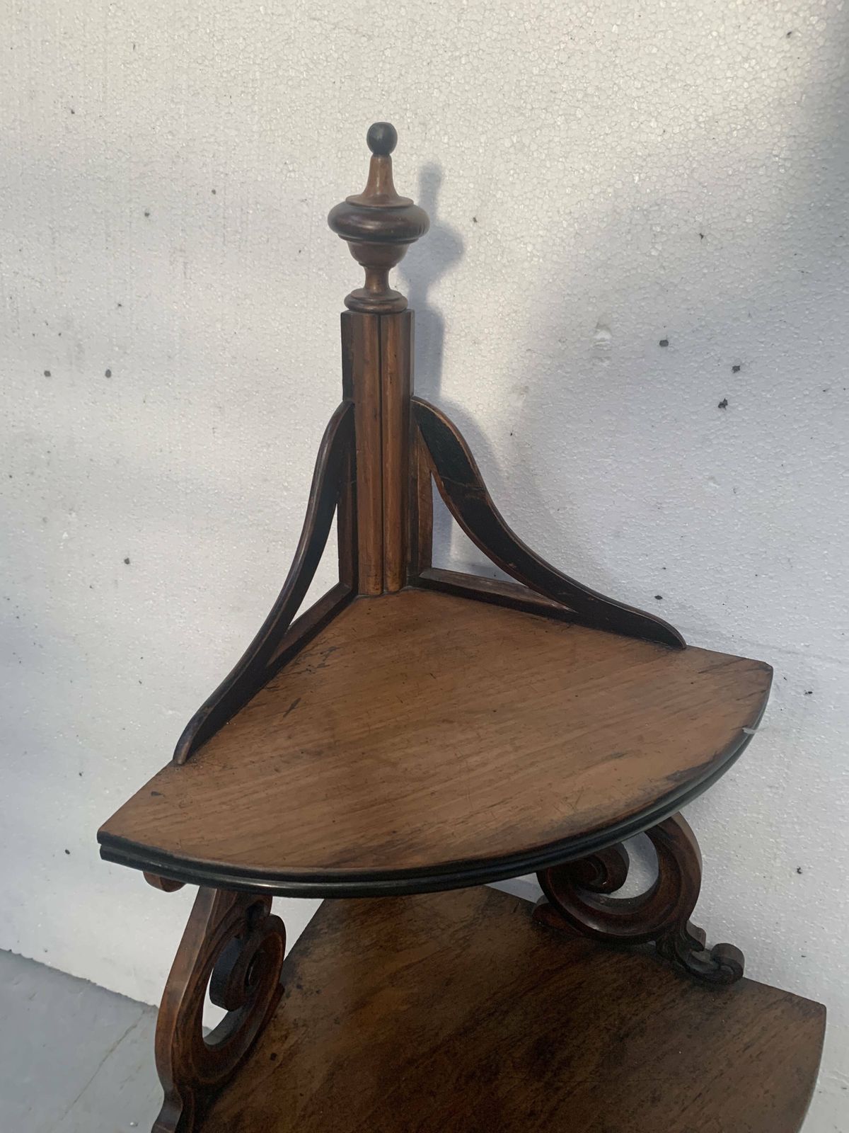 photo furniture Napoleon III Corner Shelf In Solid Walnut, 19th Century