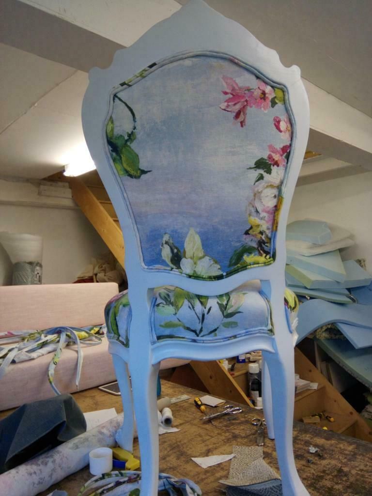 8000.0 8 Elite Art Deco Exclusive Designers Guild Caprifoglio Grande And Sky Fabric & Moonstone Colour Dining Chairs Professionally Hand Finished photo
