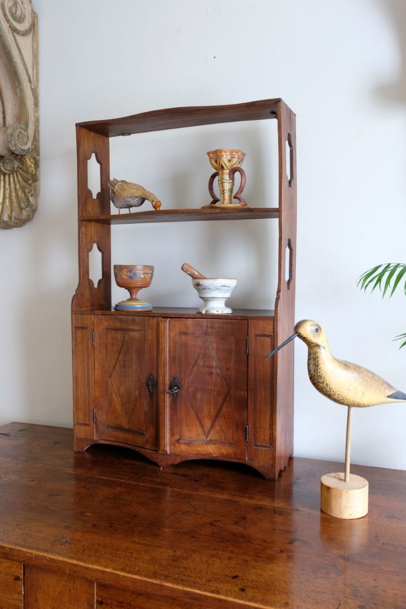 photo vintage Early 19th Century Serpentine Inlaid Wall Cabinet
