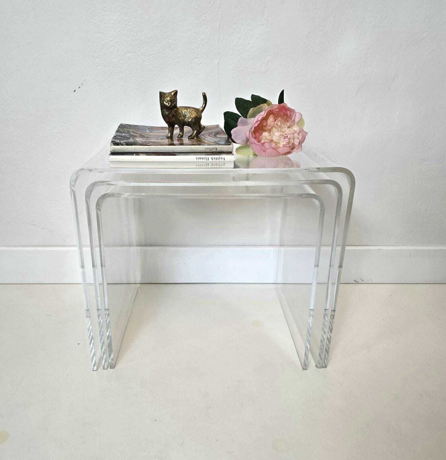 Vintage Mid Century Lucite Stacking Set Of 3 Nesting Tables 1970s