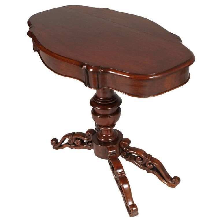 Mid 18th Century Baroque Table , Carvet Walnut By Cucchi & Sola Finished To Wax photo furniture