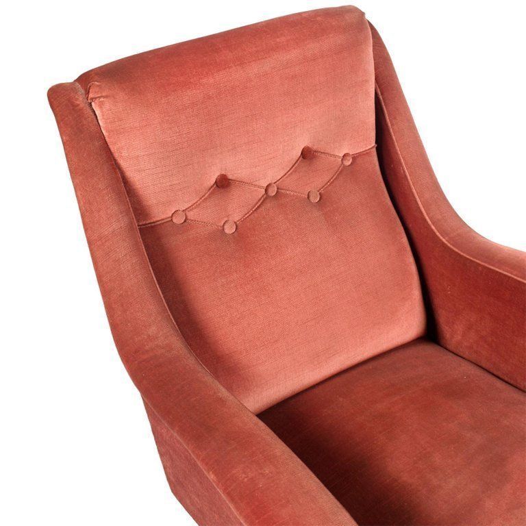 Italian Pair Of Mid Century Modern Lounge Chairs, Paolo Buffa Pink Coral Velvet photo for sale