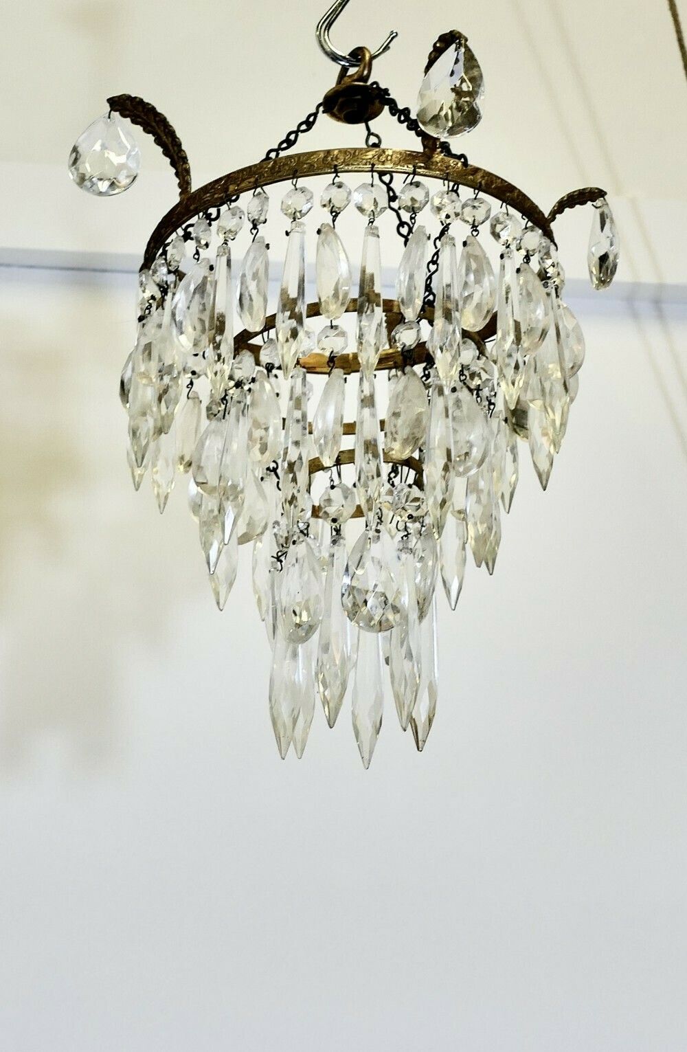 Charming 3 Tier Waterfall Lampshade, Chandelier photo for sale