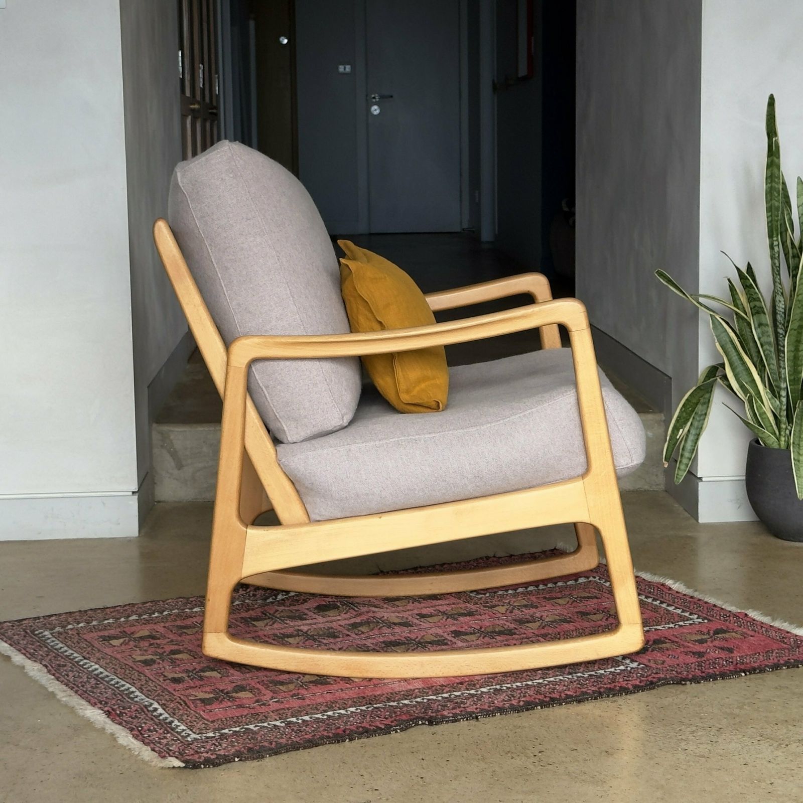 Ole Wanscher Fd120 Rocking Chair photo furniture