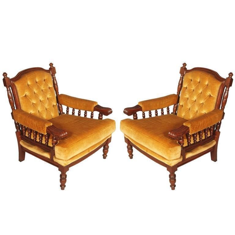 Early 20th Century Italian Pair Armchairs In Walnut Vith Original Yellow Velvet Upholstery