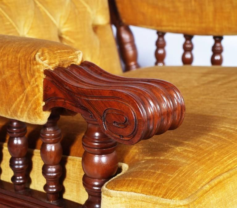 Early 20th Century Italian Pair Armchairs In Walnut Vith Original Yellow Velvet Upholstery photo 4464.0