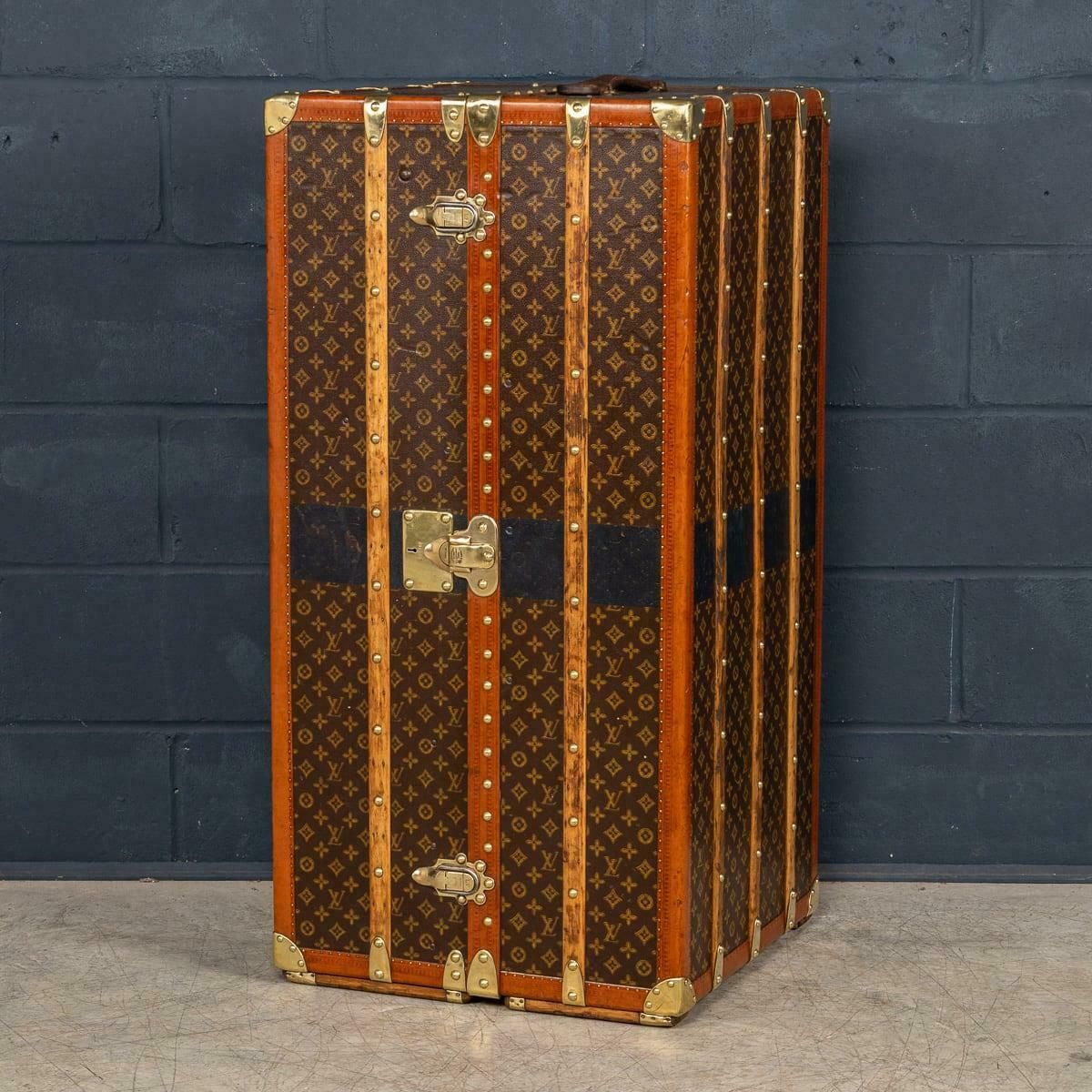 20th Century Louis Vuitton Wardrobe Trunk In Monogram Canvas, France C.1930 photo furniture