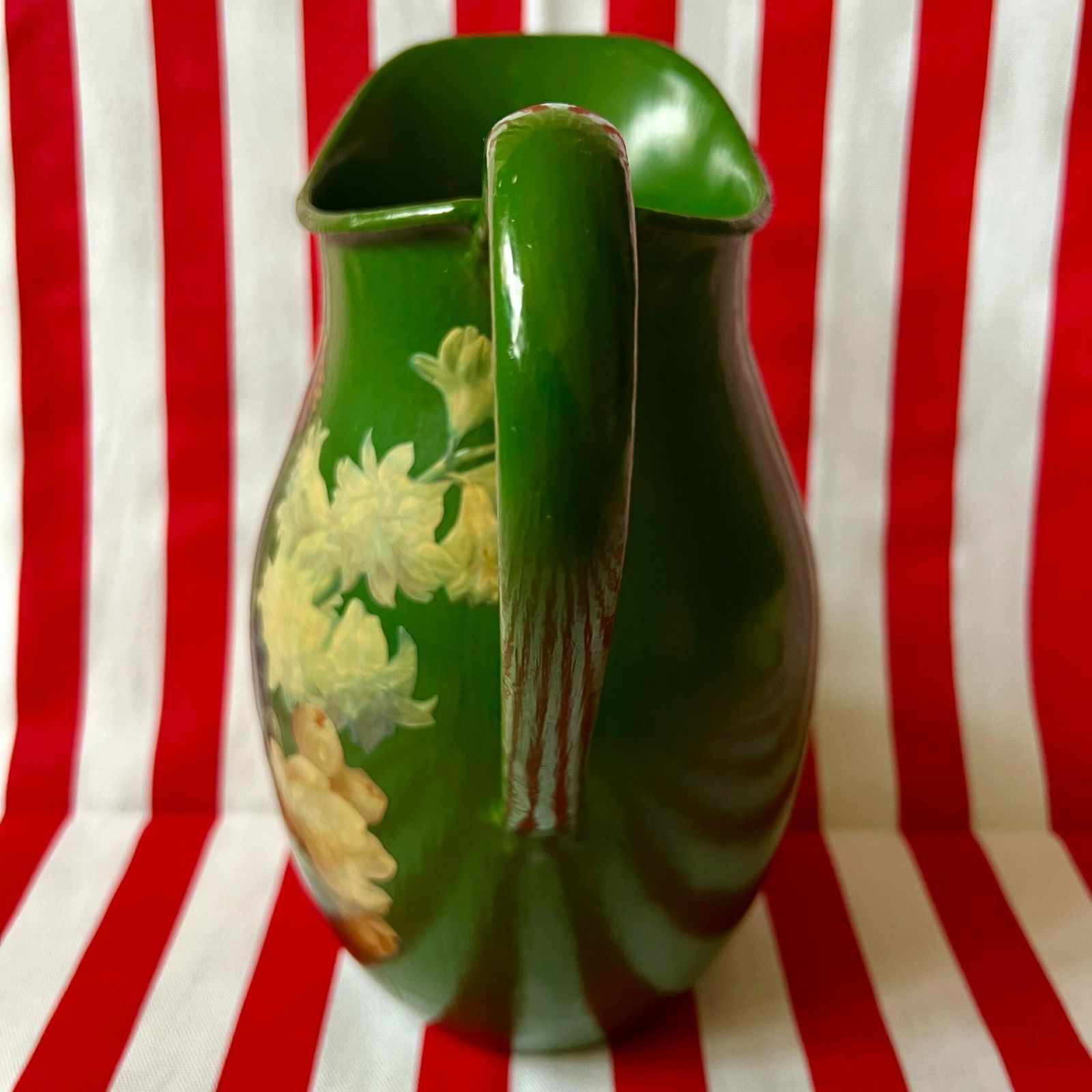 Enamel Découpage Jug photo Home Decor