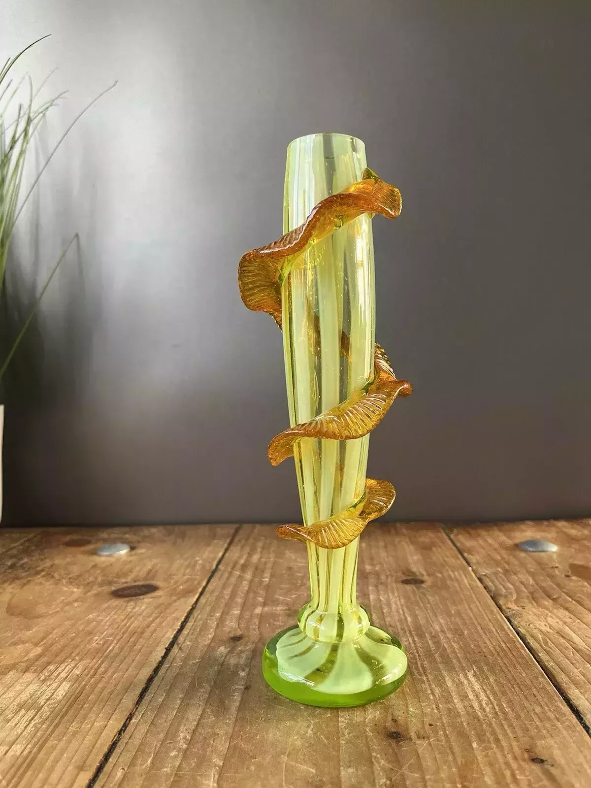 photo vinterior Antique Uranium Glass Opalescent Pin Striped Amber Rigaree Bud Vase Harrach Welz