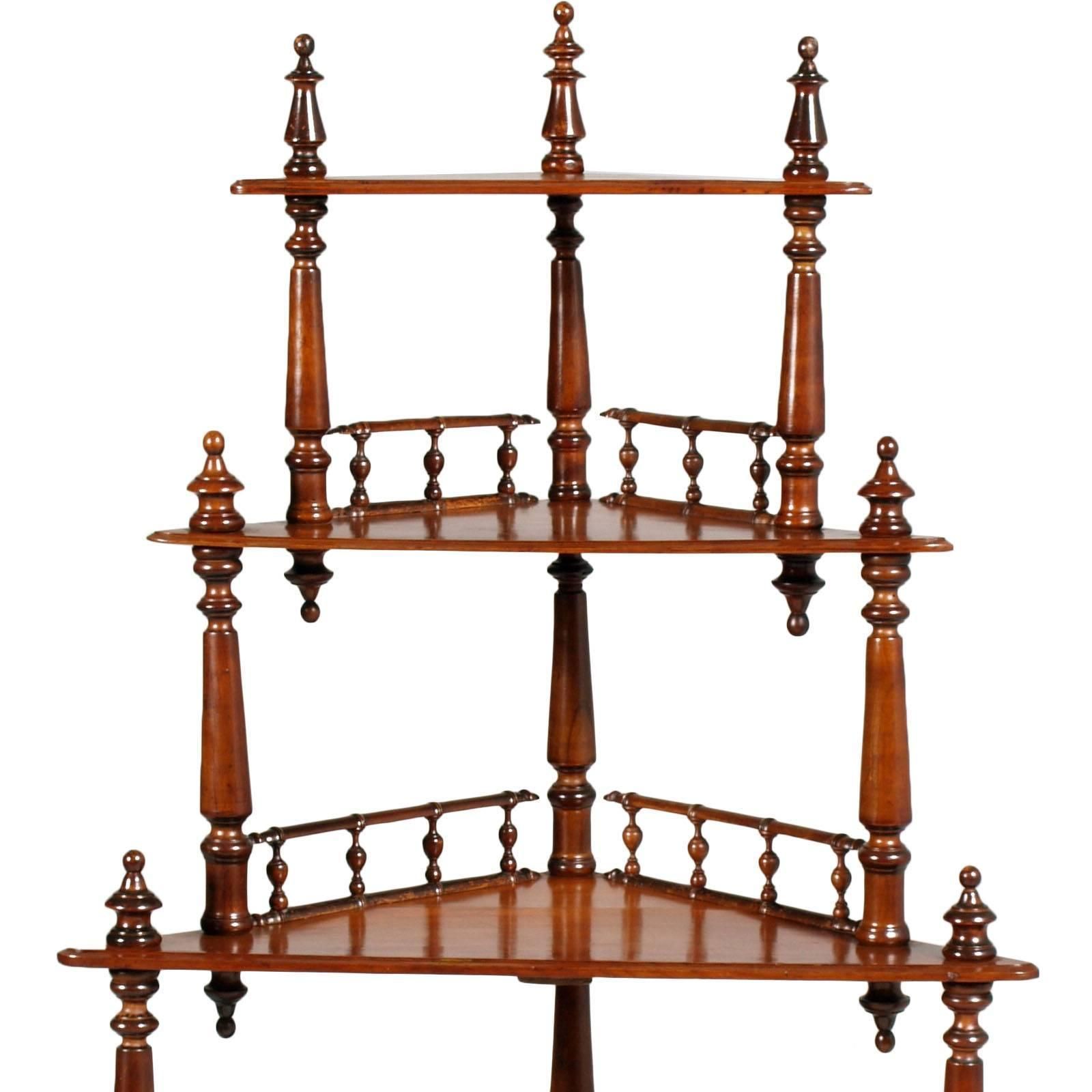18th Century Corner étagère In Walnut And Turned Walnut Restored Polished To Wax photo Furniture