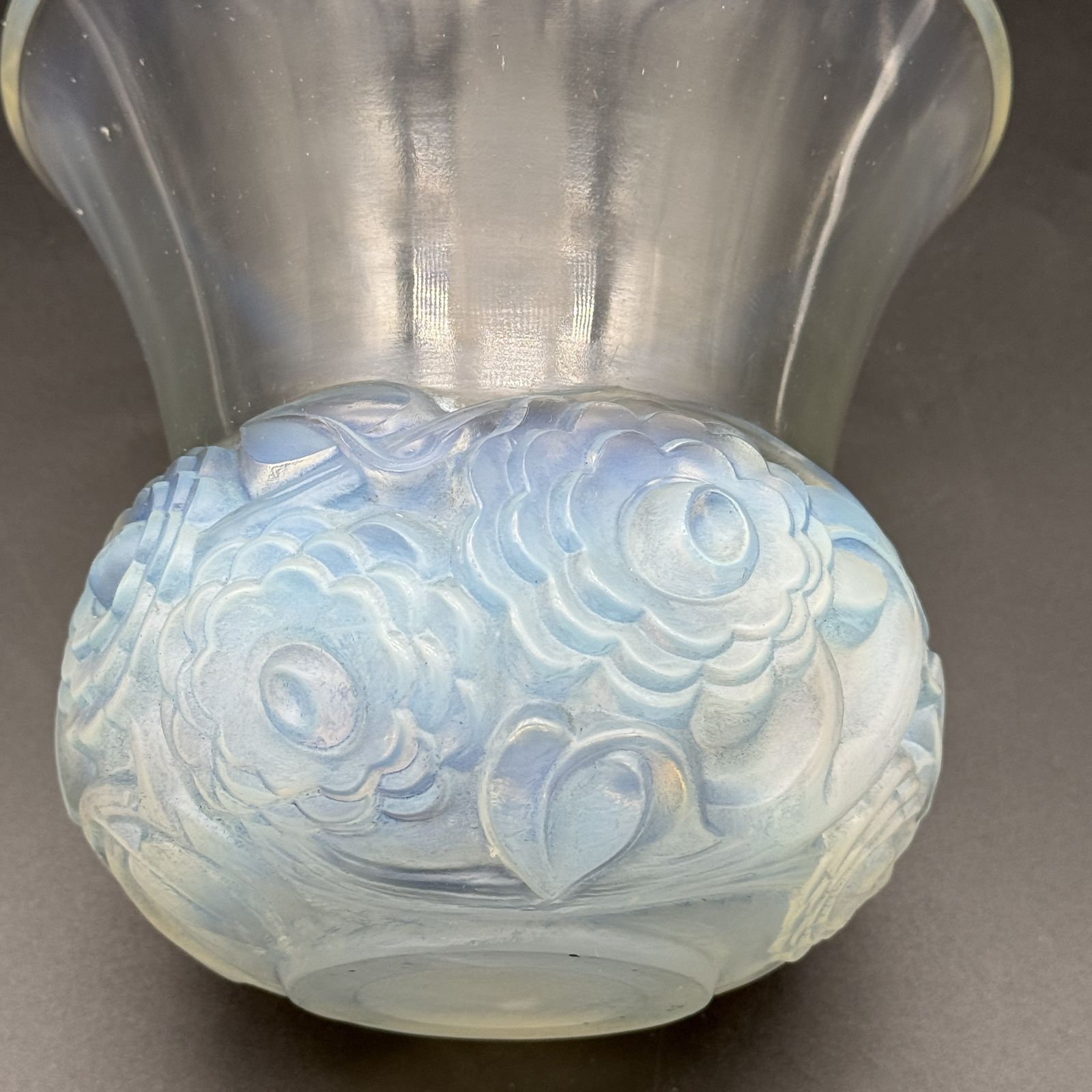 photo furniture An Opalescent Glass Renoncules Vase By R.Lalique