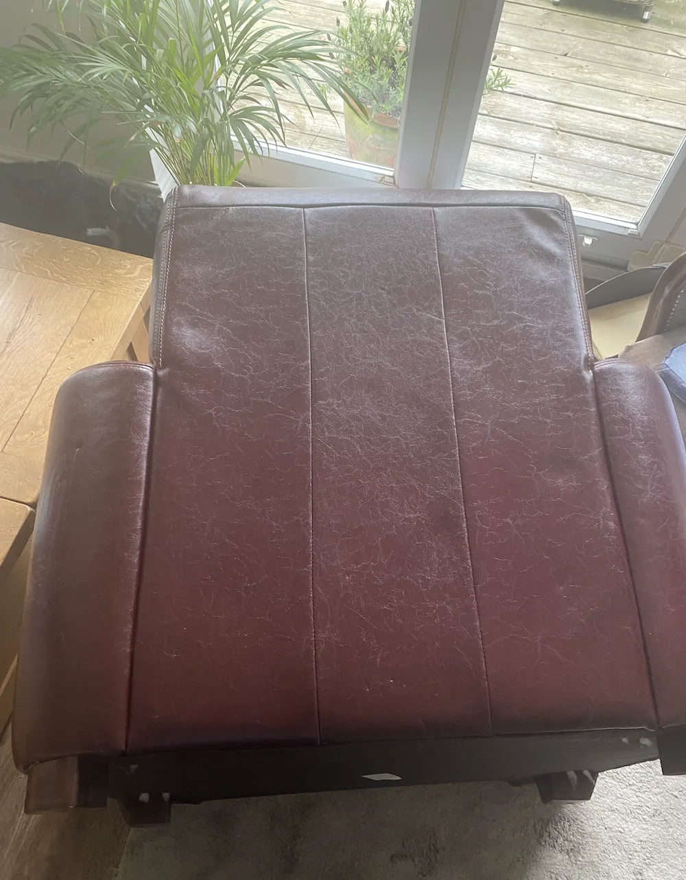 Art Deco Style Burgundy Leather Armchair photo vinterior