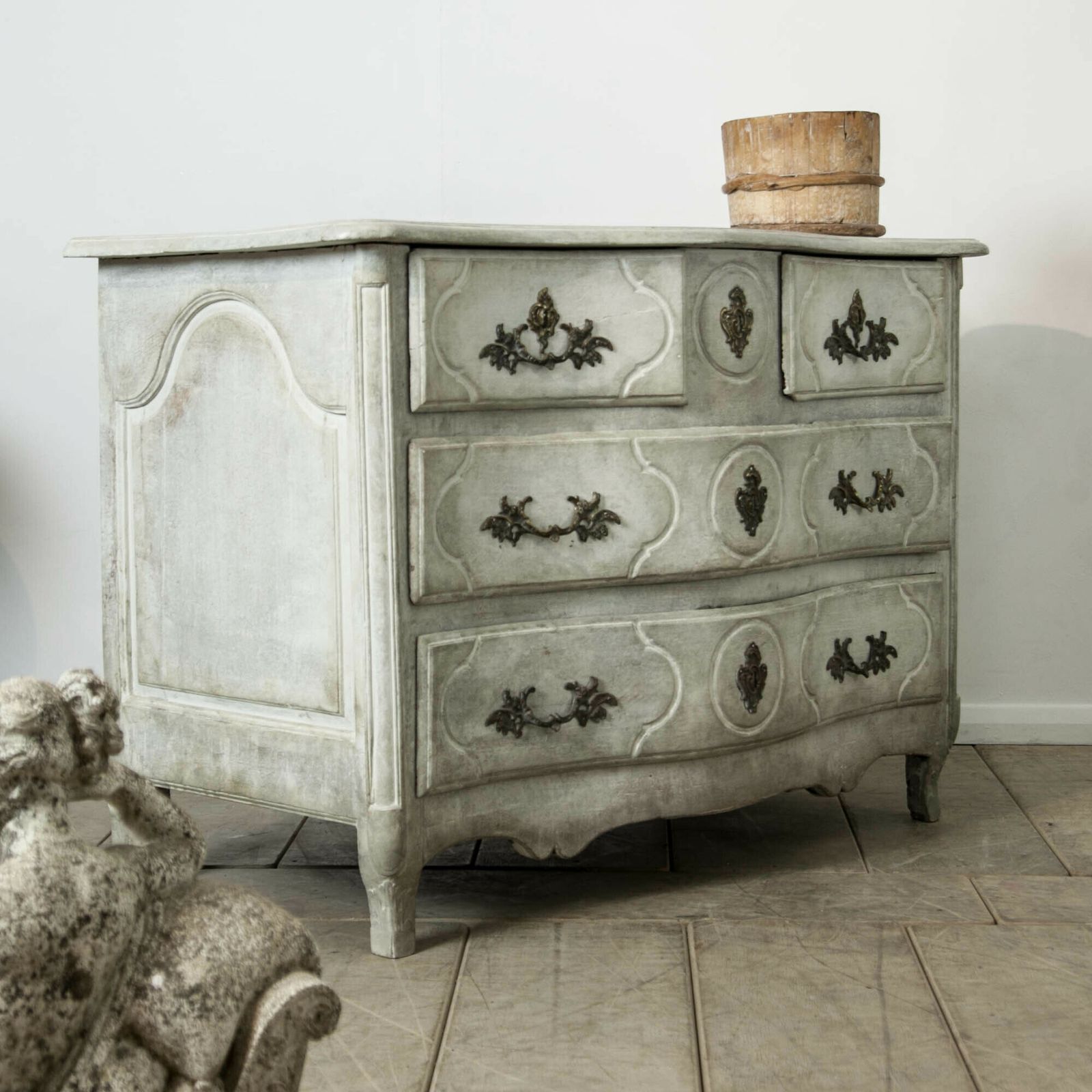 Chest Of Drawers, 1800s, Walnut photo Furniture