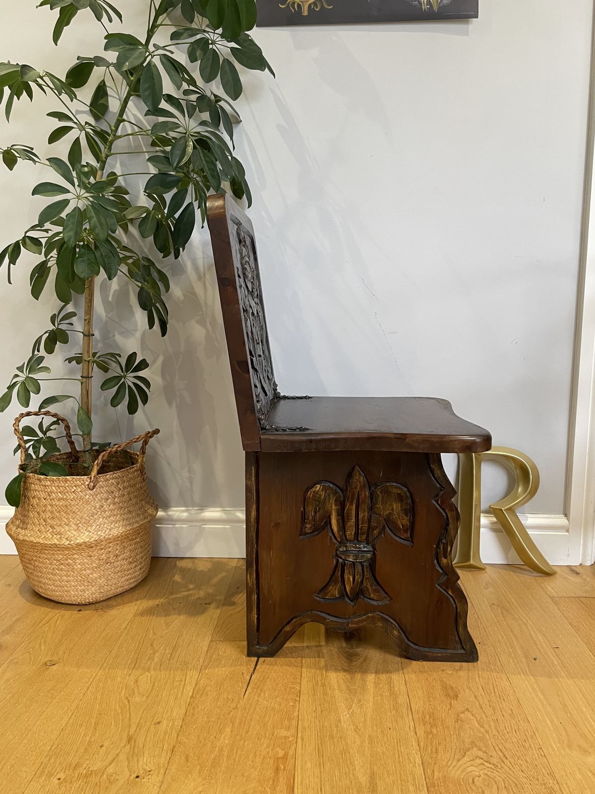 photo vinterior Antique Metamorphic Table/ Chair Carved Oak