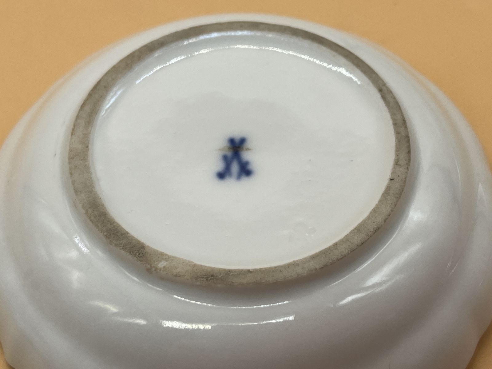 photo vinterior Antique Meissen Porcelain Helena Wolfsohn Watteau Scenes Quatrefoil Cup And Saucer Duo. C1820's.