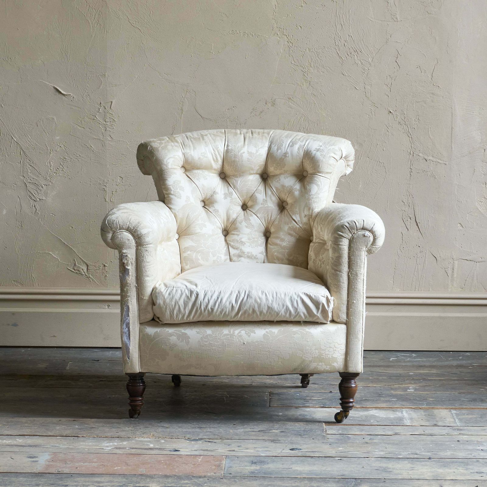 Antique Woodstock Style Tub Armchair photo furniture