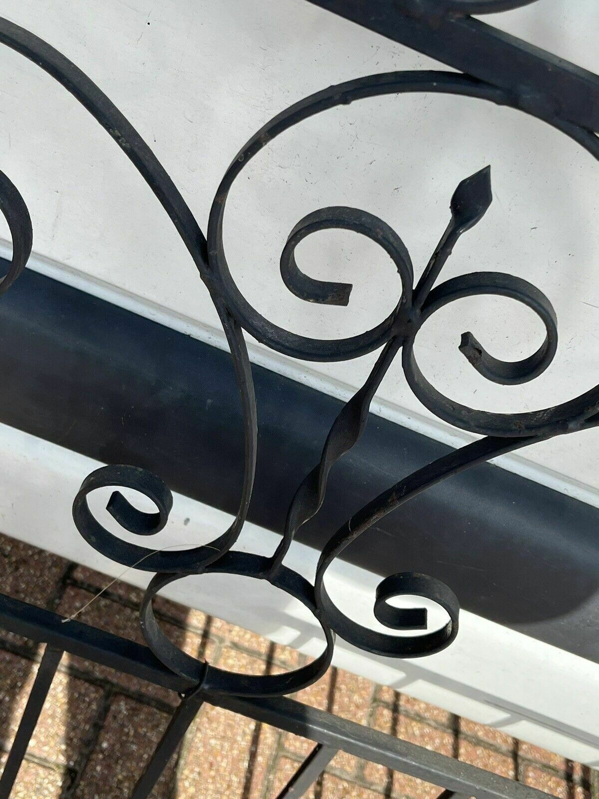 Pair Of Old Cast Iron Driveway Gates photo vinterior