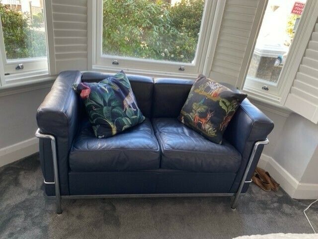 Cassina Le Corbusier "Le Petit" Lc2 Dark Blue Leather 2 Seater Sofa photo Furniture