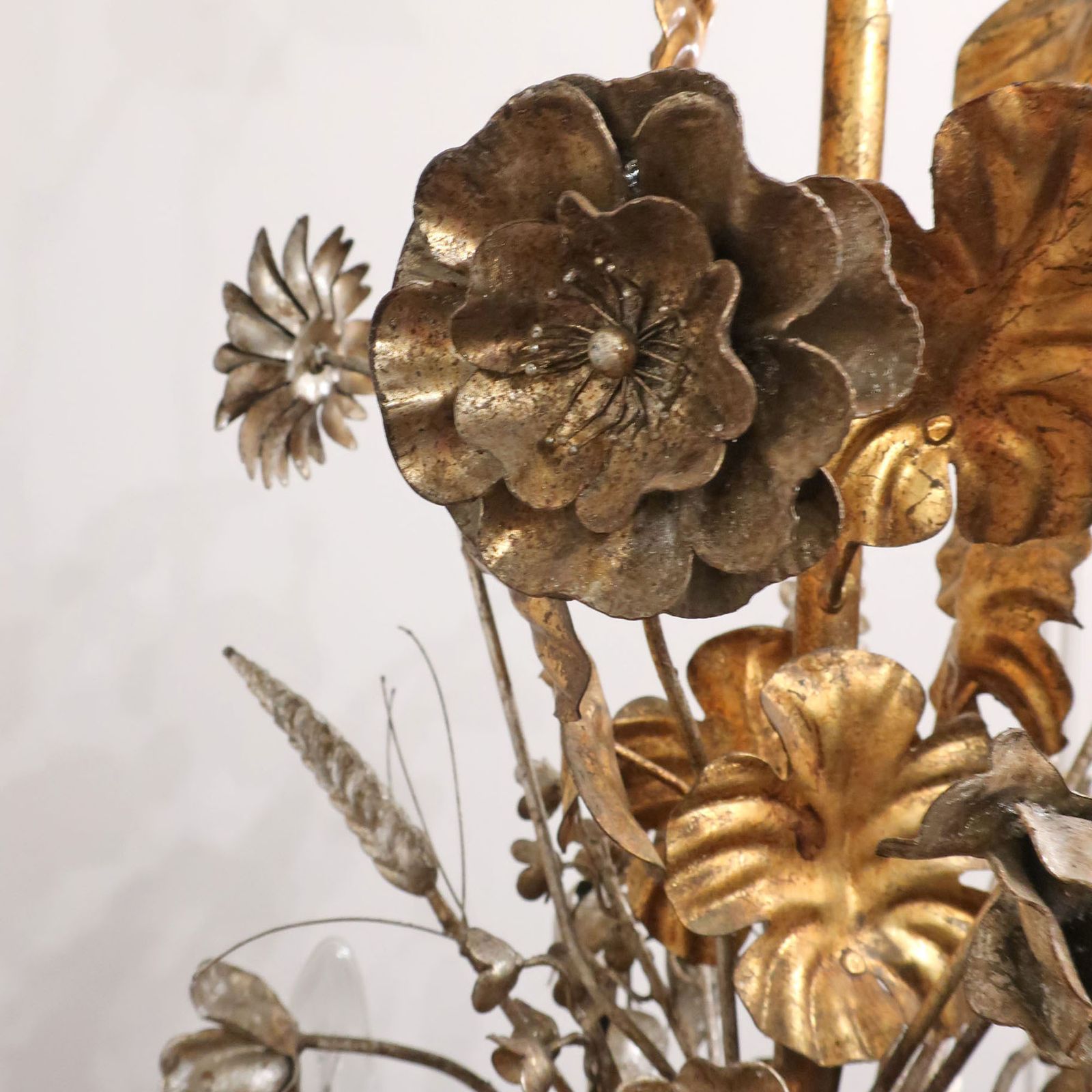 Hollywood Regency Italian Mid Century Gilt And Silver Gilt Metal Floral Chandelier photo 1100.0
